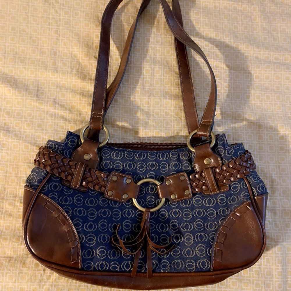 Eye catching small purse